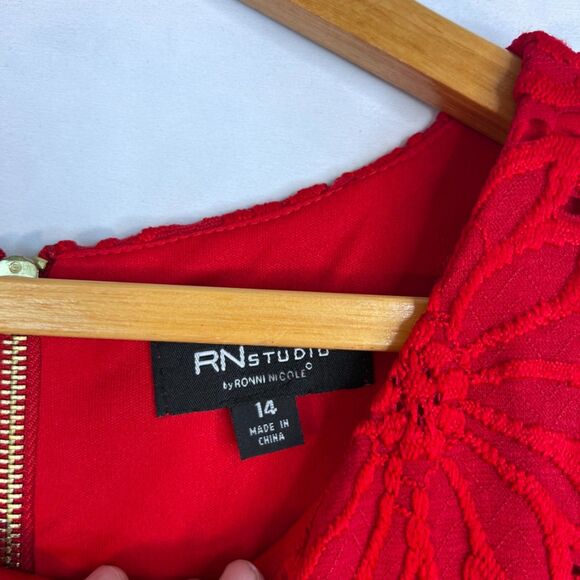 RN Studio by Ronni Nicole Red Lace Overlay Sleeveless Dress Size 14 Dressy - Picture 8 of 11